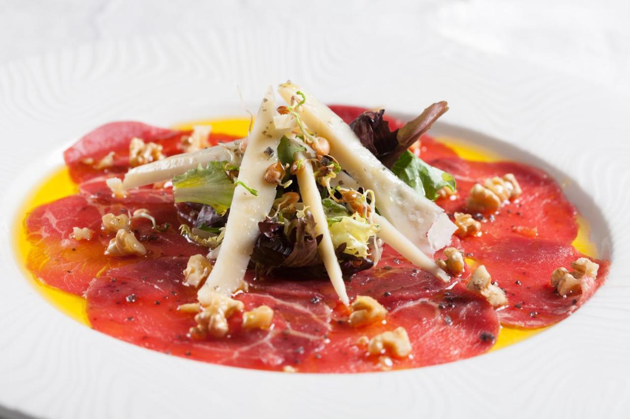Hostal Restaurant Roma Cubells Eksteriør billede